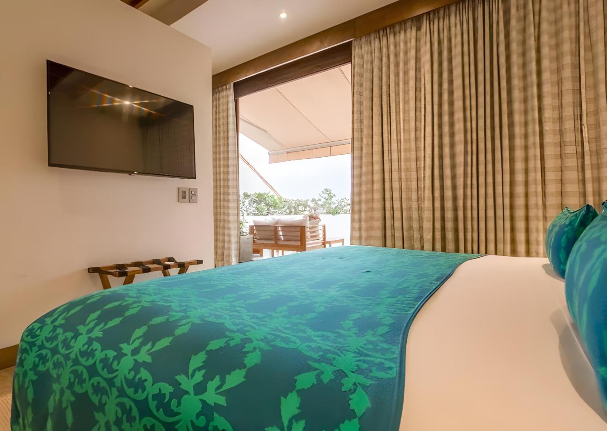 Sophia Hotel